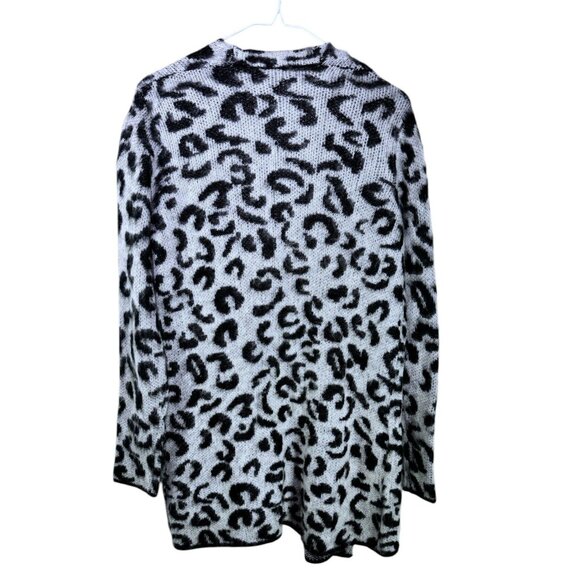 Harvé Benard Womens Leopard Print Cardigan Sweater Size S - Picture 3 of 9